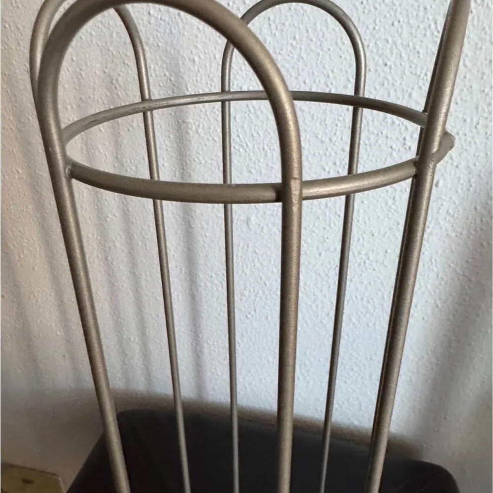 Brushed Silver Metal toilet paper Holder